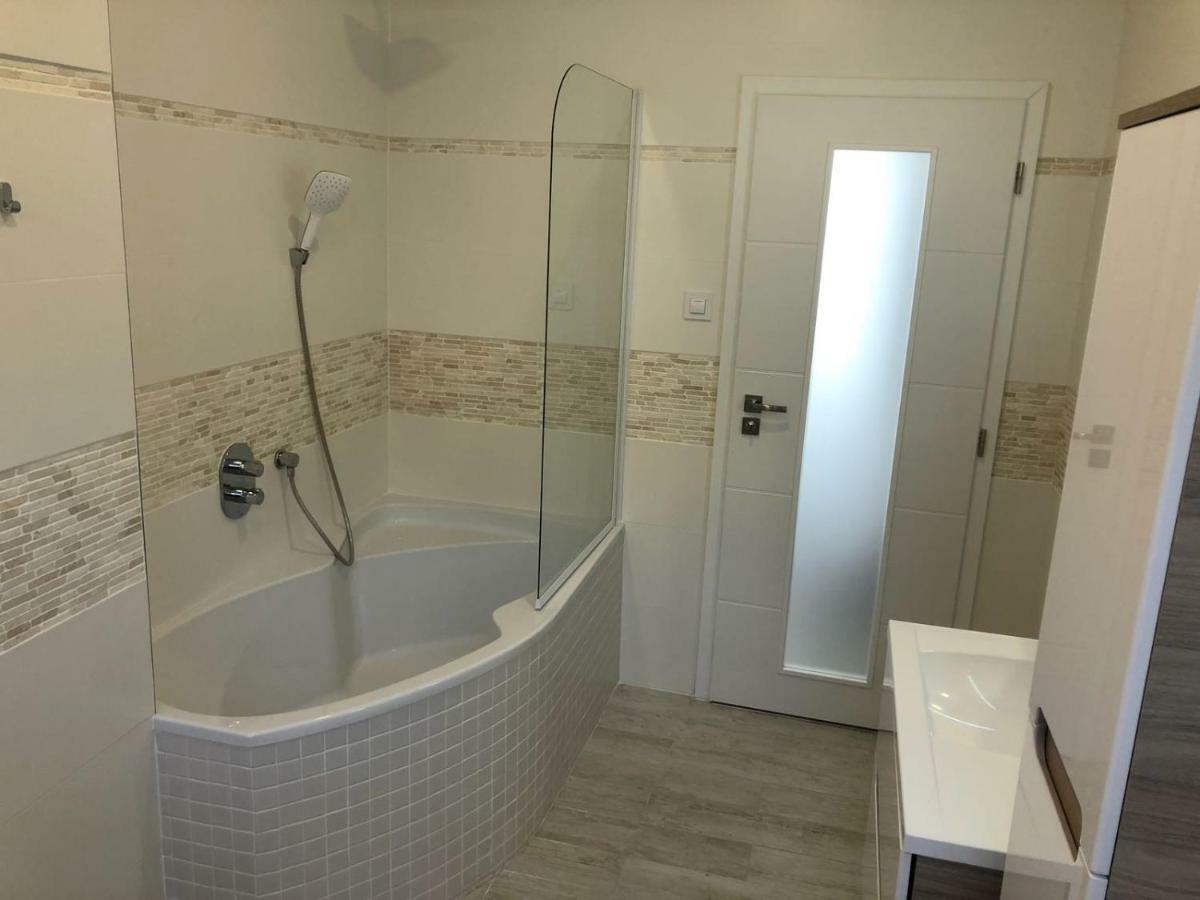 Luxusní apartmán přímo v centru u hotelu Thermal Karlovy Vary Esterno foto
